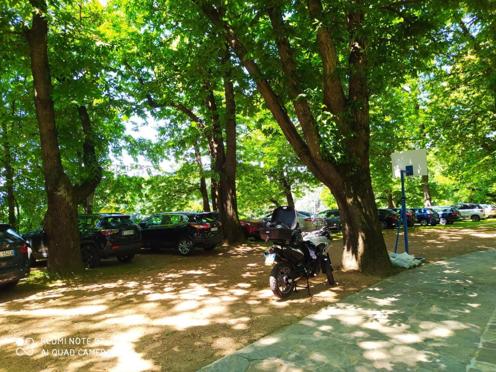 "La Selvetta" Bed And Breakfast Buguggiate Bagian luar foto